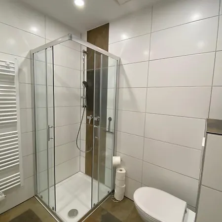 Am Attwengerhof טראונקירכן